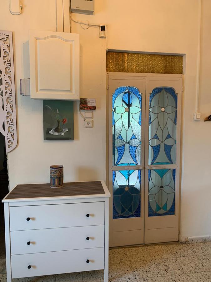 בית האבן העתיק מ-1885 עם מגונית פרטית בחצר روش بينا المظهر الخارجي الصورة