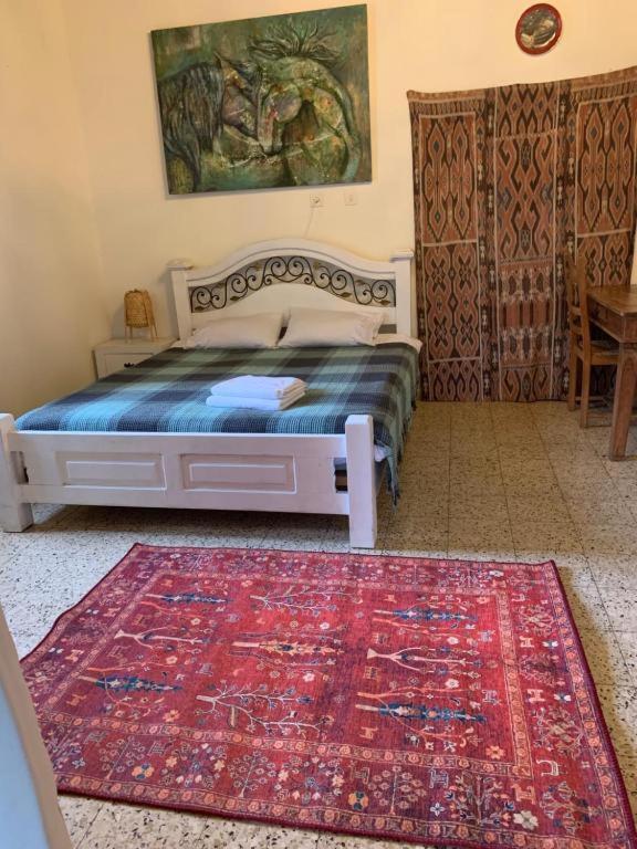 בית האבן העתיק מ-1885 עם מגונית פרטית בחצר روش بينا المظهر الخارجي الصورة